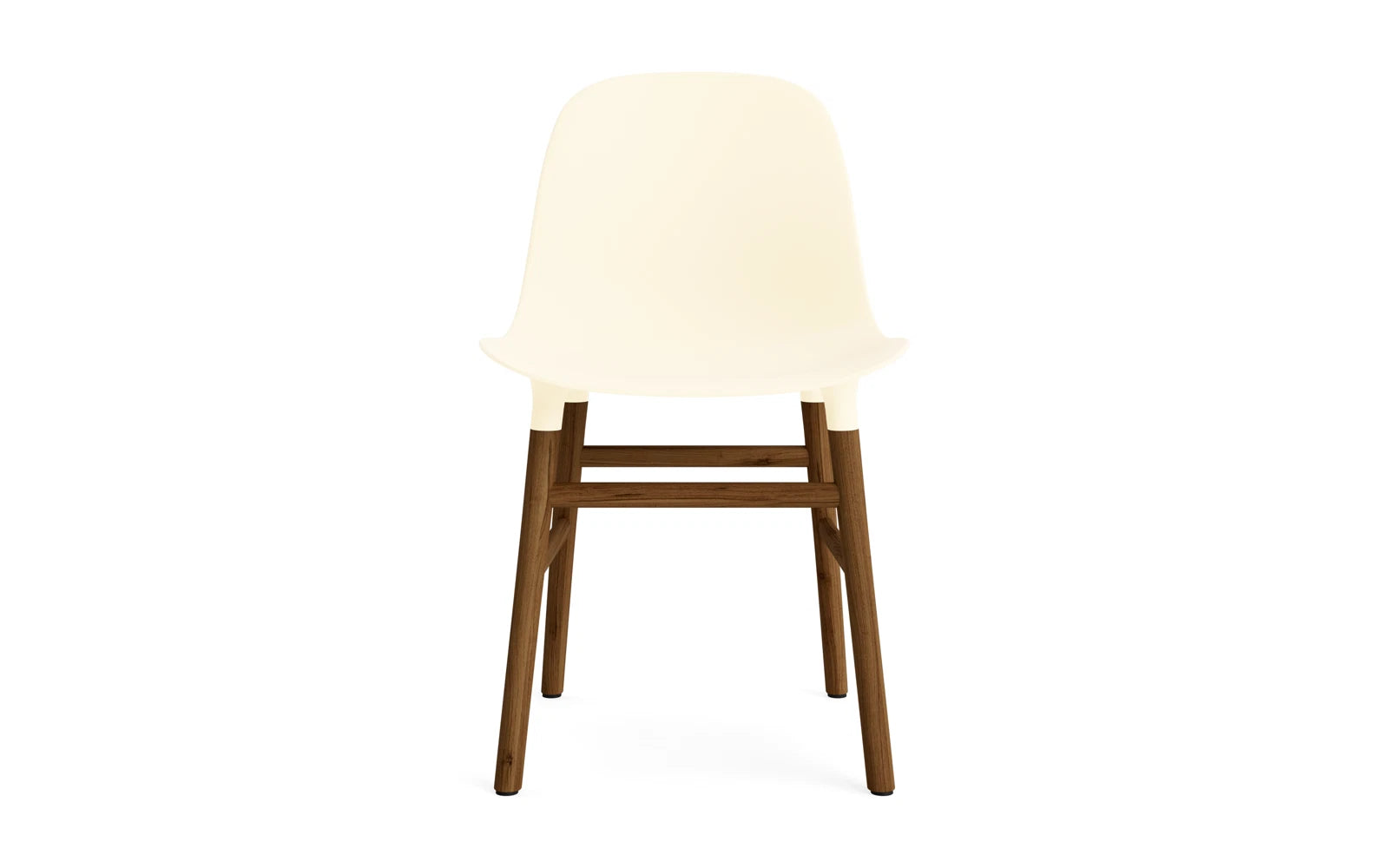 Form Stuhl Creme/Walnuss in  präsentiert im Onlineshop von KAQTU Design AG. Stuhl ist von Normann Copenhagen