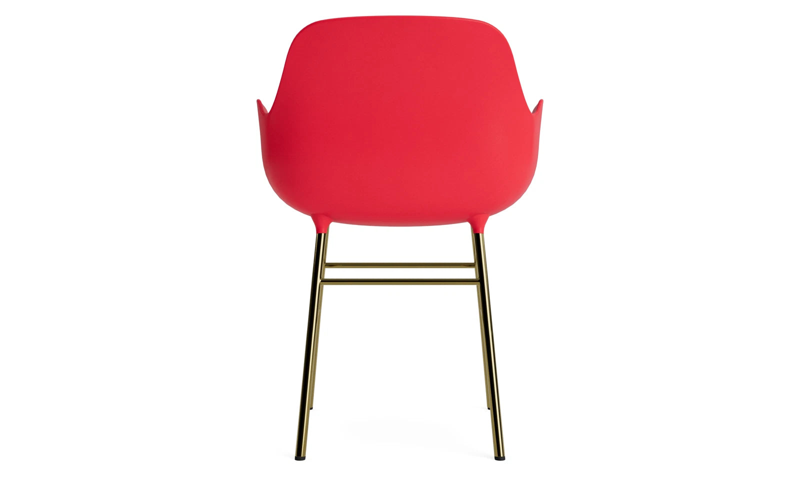 Form Lehnstuhl Messing Leuchtendes rot in  präsentiert im Onlineshop von KAQTU Design AG. Stuhl mit Armlehne ist von Normann Copenhagen