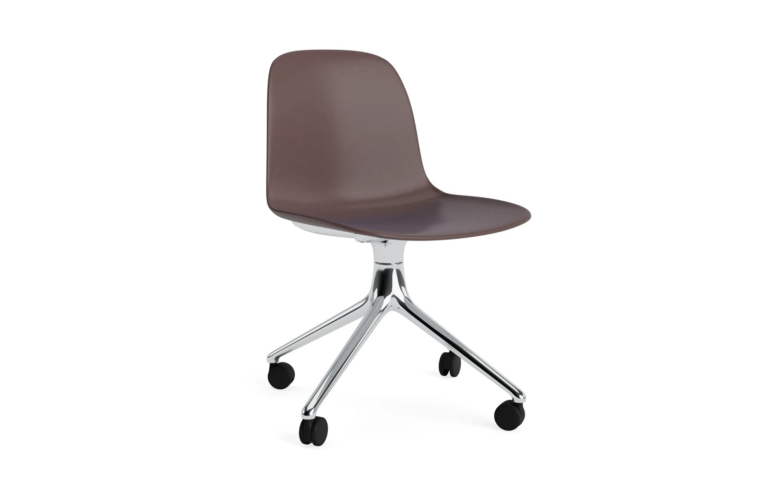 Form Drehstuhl 4W Aluminium/Braun in  präsentiert im Onlineshop von KAQTU Design AG. Drehstuhl ist von Normann Copenhagen
