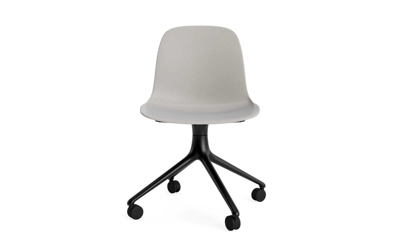 Form Drehstuhl 4W schwarzes Aluminium/Warmes Grau in  präsentiert im Onlineshop von KAQTU Design AG. Drehstuhl ist von Normann Copenhagen