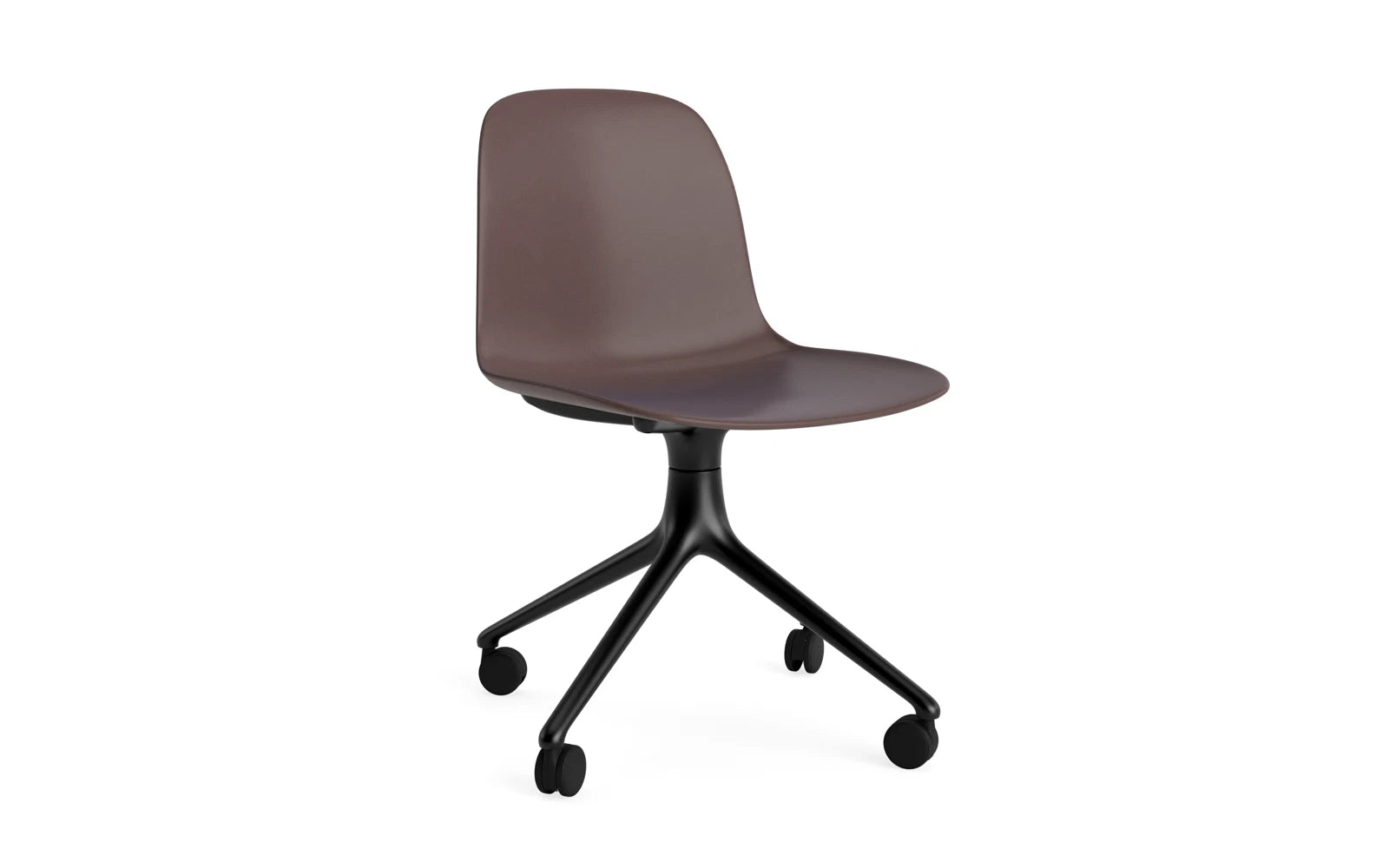 Form Drehstuhl 4W schwarzes Aluminium/Braun in  präsentiert im Onlineshop von KAQTU Design AG. Drehstuhl ist von Normann Copenhagen