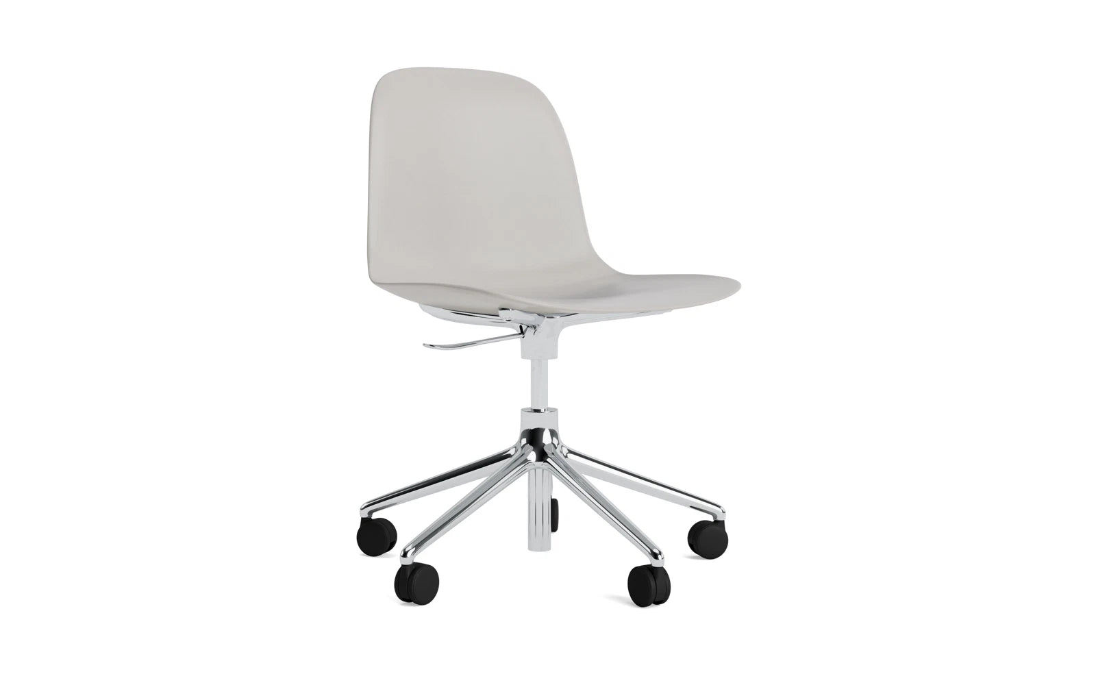Form Drehstuhl mit Rollen Warmes Grau/Aluminium in  präsentiert im Onlineshop von KAQTU Design AG. Drehstuhl ist von Normann Copenhagen