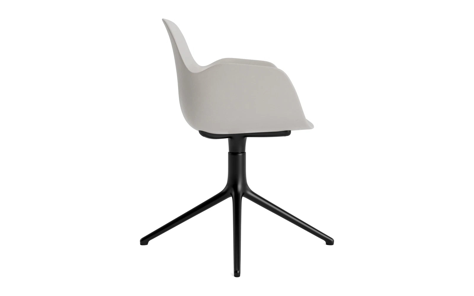 Form Drehsessel Warmes grau/schwarzes Aluminium in  präsentiert im Onlineshop von KAQTU Design AG. Sessel ist von Normann Copenhagen