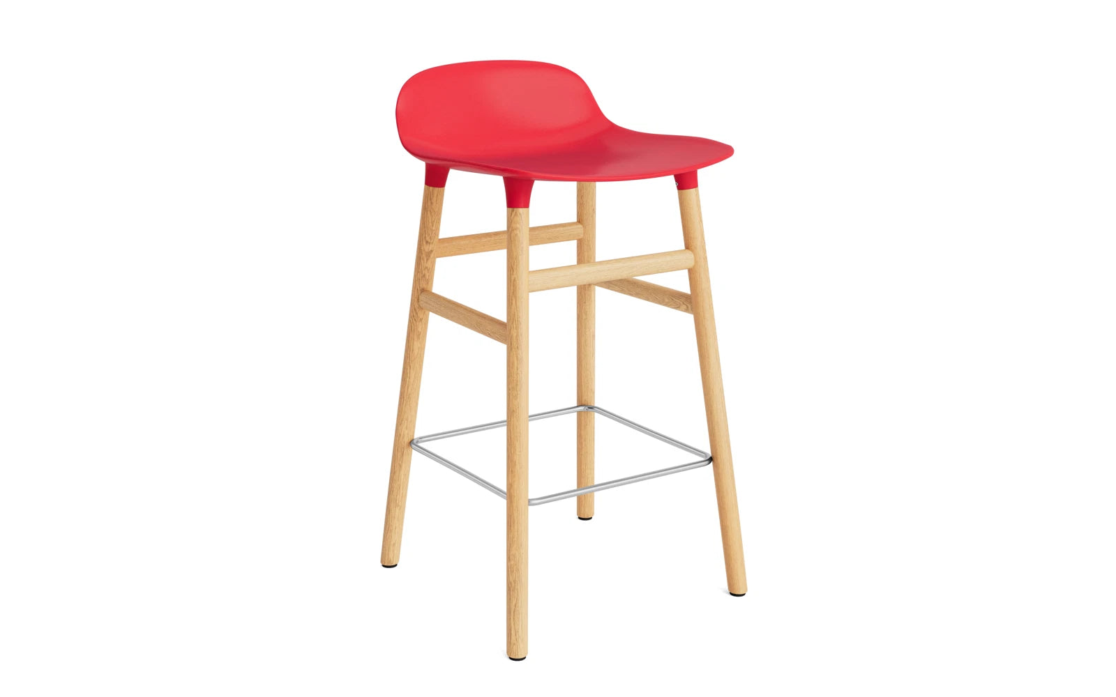 Form Barstuhl 65 cm leuchtendes rot/Eiche in  präsentiert im Onlineshop von KAQTU Design AG. Barstuhl ist von Normann Copenhagen