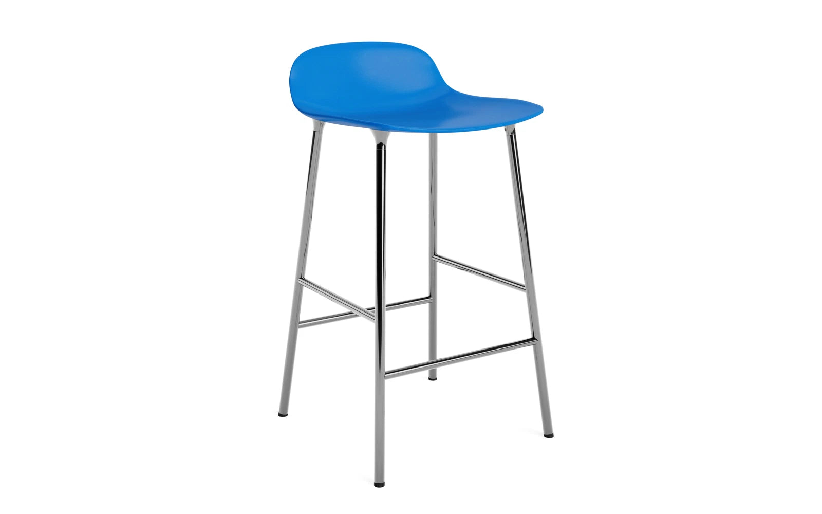 Form Barstuhl 65 cm Leuchtendes Blau/Chrom in  präsentiert im Onlineshop von KAQTU Design AG. Barstuhl ist von Normann Copenhagen