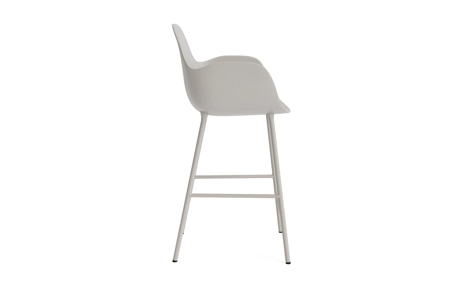 Form Barstuhl mit Armlehne 65 cm Stahl/Warmes grau in  präsentiert im Onlineshop von KAQTU Design AG. Barstuhl ist von Normann Copenhagen