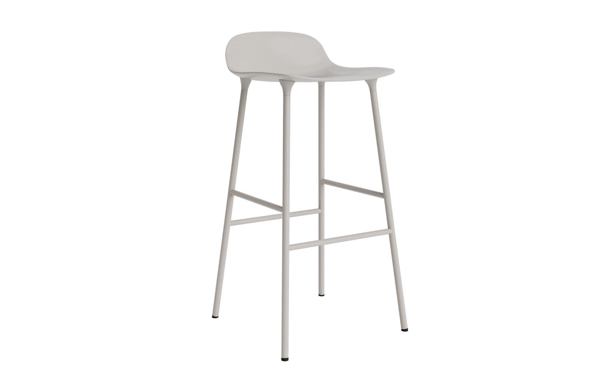 Form Barstuhl 75 cm Warmes Grau/Stahl in Warmes Grau präsentiert im Onlineshop von KAQTU Design AG. Barstuhl ist von Normann Copenhagen