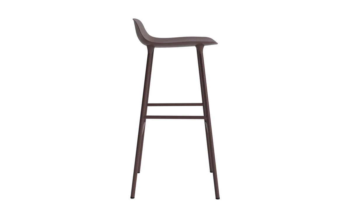 Form Barstuhl 75 cm Braun/Stahl in Braun präsentiert im Onlineshop von KAQTU Design AG. Barstuhl ist von Normann Copenhagen