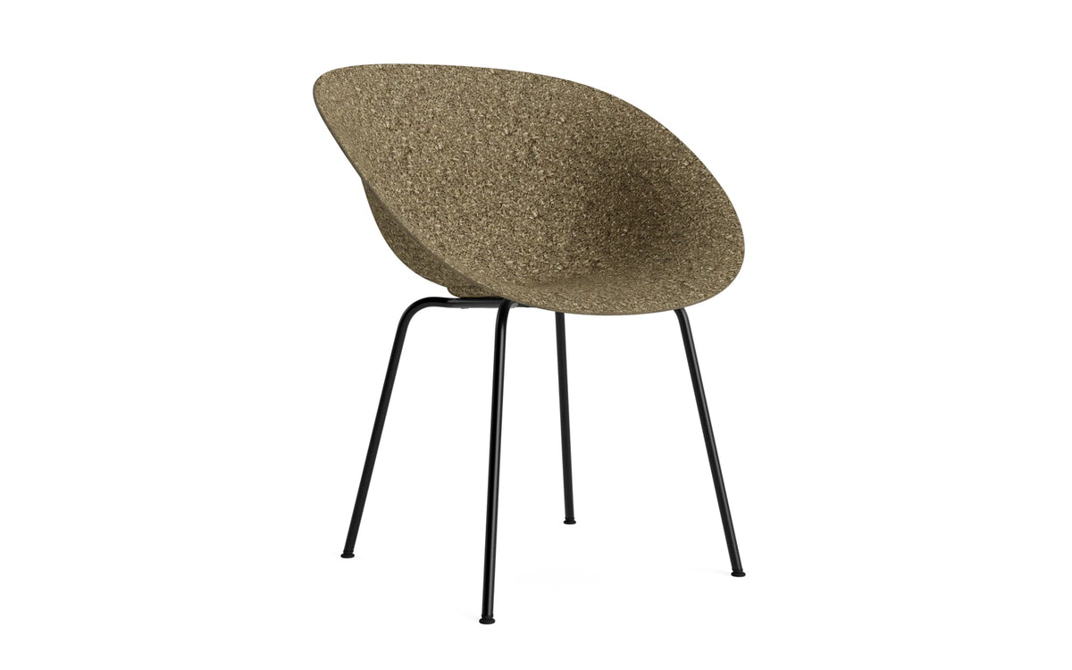 Mat Lehnstuhl schwarzes Stahl Seegras in Seegras präsentiert im Onlineshop von KAQTU Design AG. Stuhl mit Armlehne ist von Normann Copenhagen
