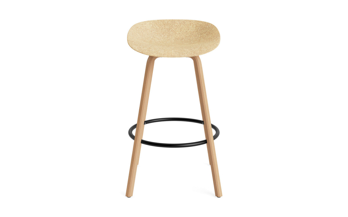 Mat Barstuhl 75 cm Buchenholz/schwarz in Hanffasern präsentiert im Onlineshop von KAQTU Design AG. Barstuhl ist von Normann Copenhagen