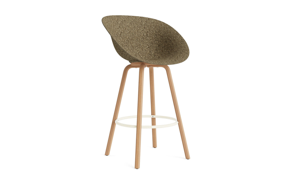 Mat Barstuhl 75 cm Buchenholz/creme in Seegras präsentiert im Onlineshop von KAQTU Design AG. Barstuhl ist von Normann Copenhagen