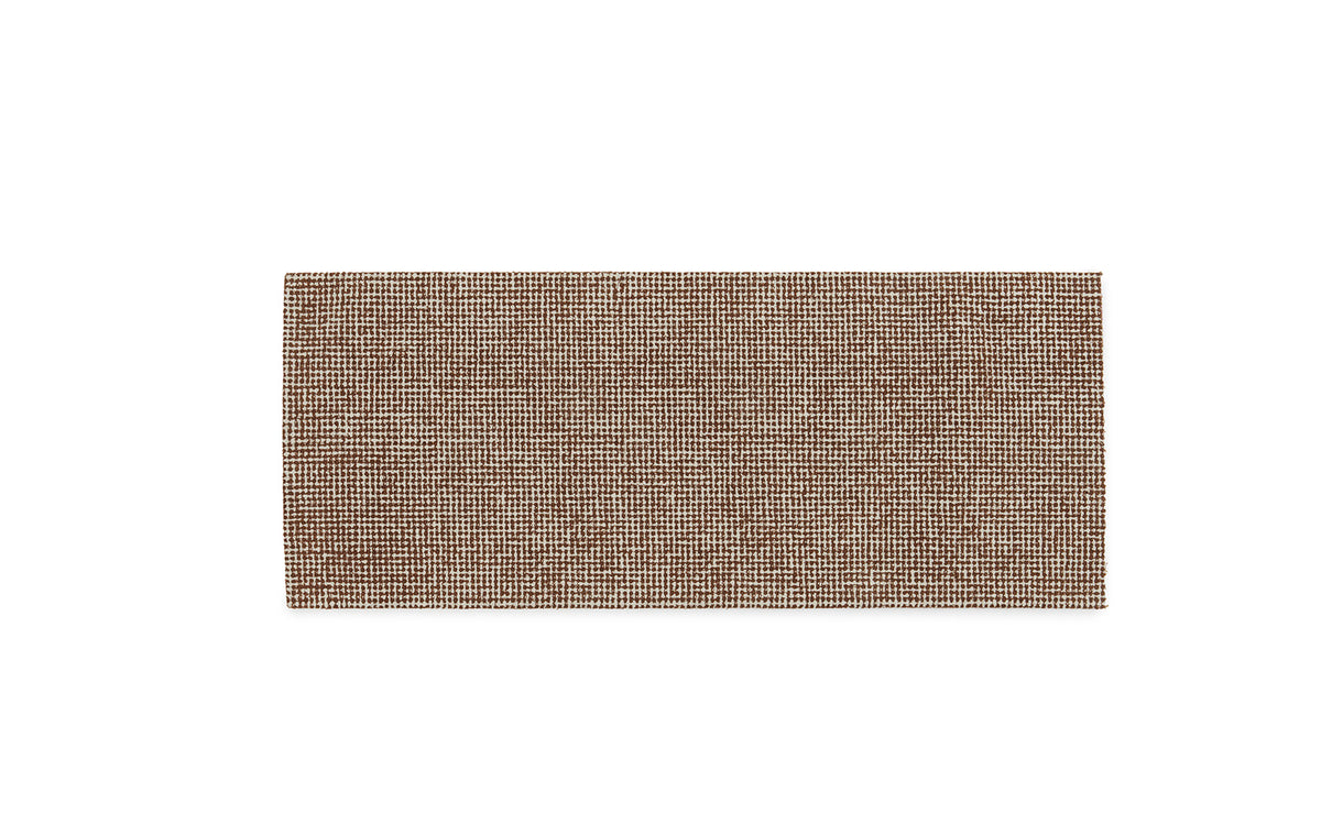 Handgetufteter Teppich Flick von Normann Copenhagen aus 100% Neuseeland Wolle in Off White und Braun, Grösse 80x200 cm.