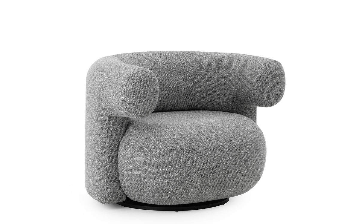 Drehsessel Burra Outdoor von Normann Copenhagen in Natté, Gestell aus Stahl und lackiertem Holz, runde skulpturale Sitzform.
