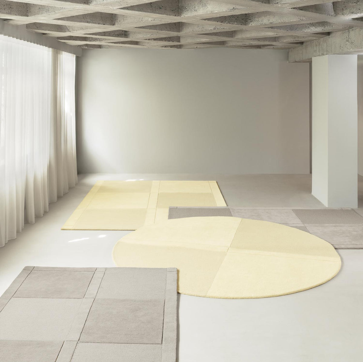 Level Teppich 200x300 cm in Warm Grey präsentiert im Onlineshop von KAQTU Design AG. Teppich ist von Normann Copenhagen