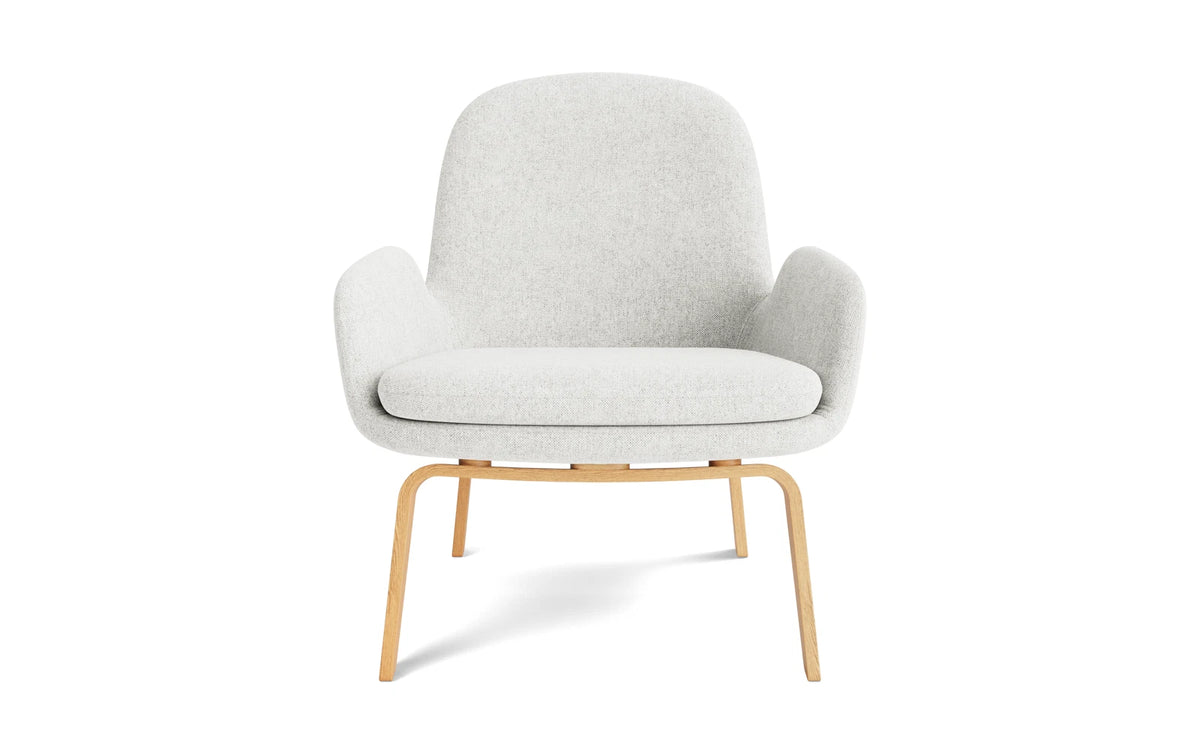 Era Lounge-Sessel niedrig Eiche Hallingdal in Hallingdal 110 präsentiert im Onlineshop von KAQTU Design AG. Sessel ist von Normann Copenhagen
