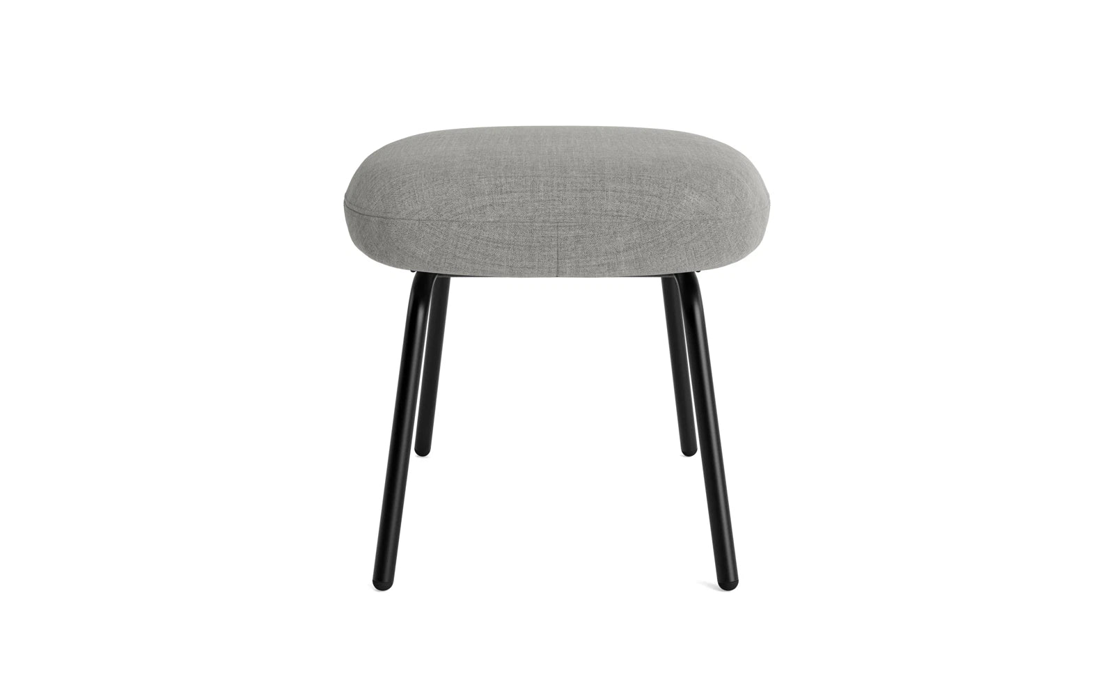 Era Fusshocker schwarzer Stahl Remix in Remix 133 präsentiert im Onlineshop von KAQTU Design AG. Ottoman ist von Normann Copenhagen