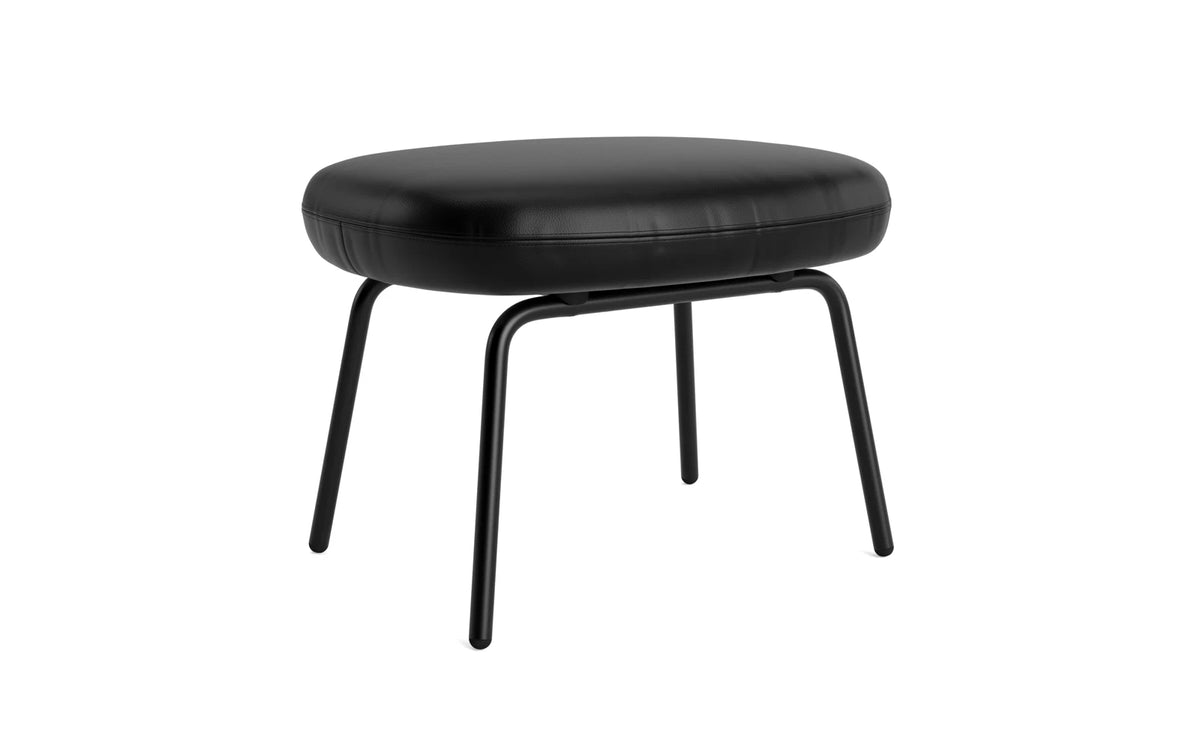 Era Fusshocker schwarzer Stahl Ultra in Ultra 41599 präsentiert im Onlineshop von KAQTU Design AG. Ottoman ist von Normann Copenhagen