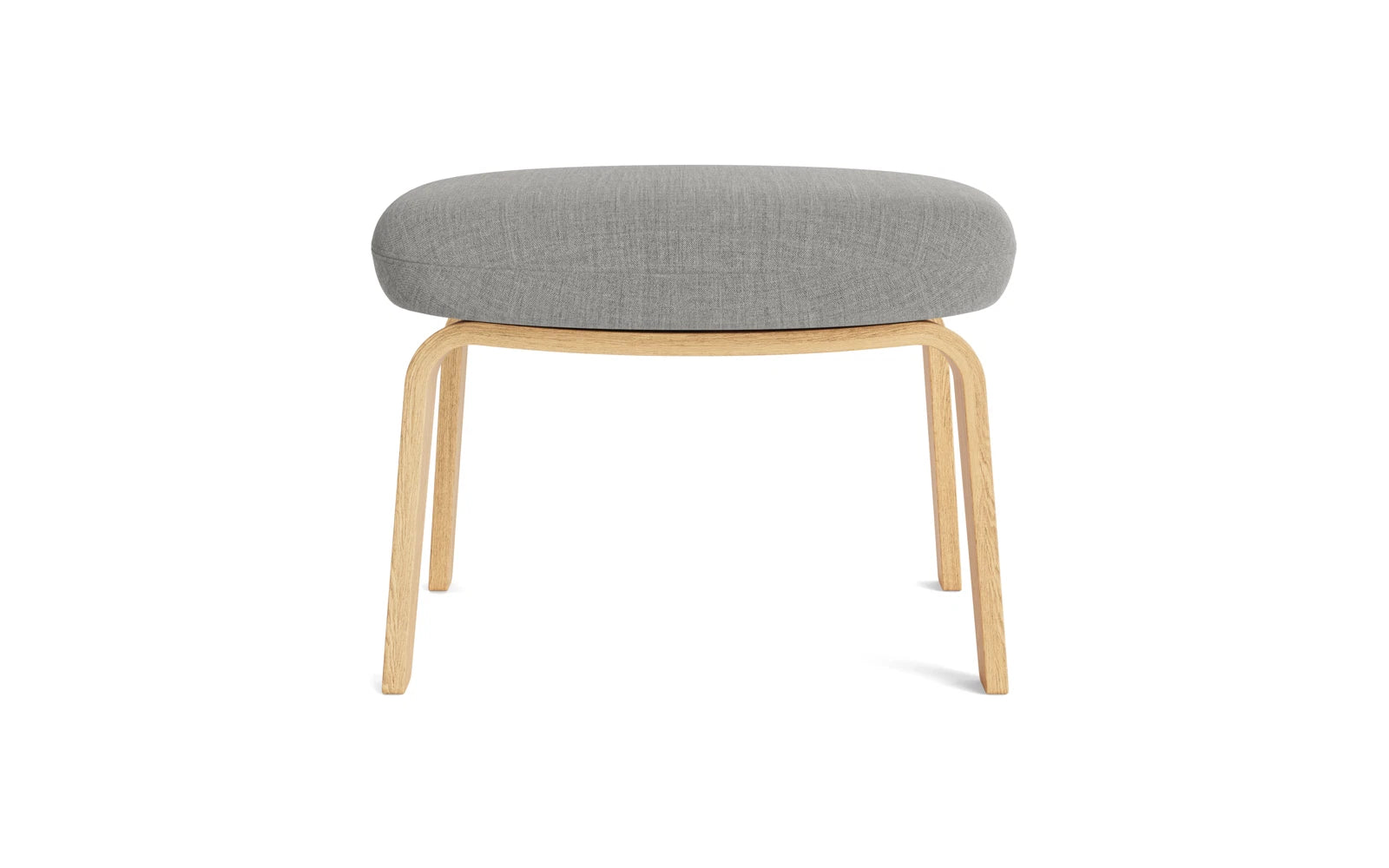 Era Fusshocker Eiche Remix in Remix 133 präsentiert im Onlineshop von KAQTU Design AG. Ottoman ist von Normann Copenhagen
