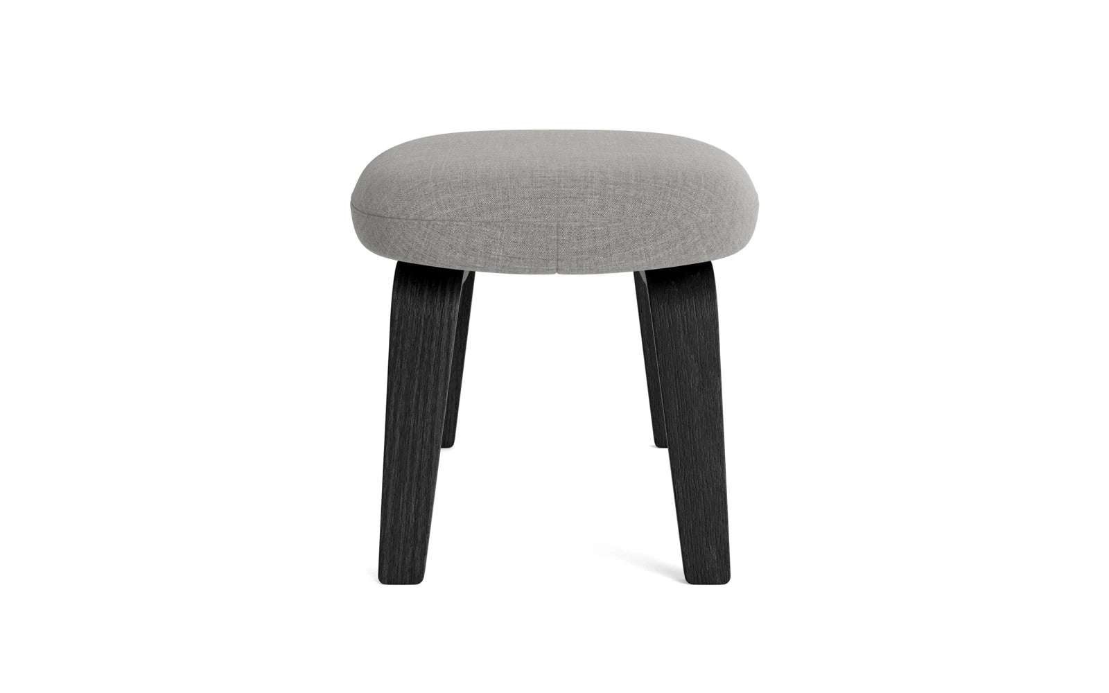 Era Fusshocker schwarze Eiche Remix in Remix 133 präsentiert im Onlineshop von KAQTU Design AG. Ottoman ist von Normann Copenhagen