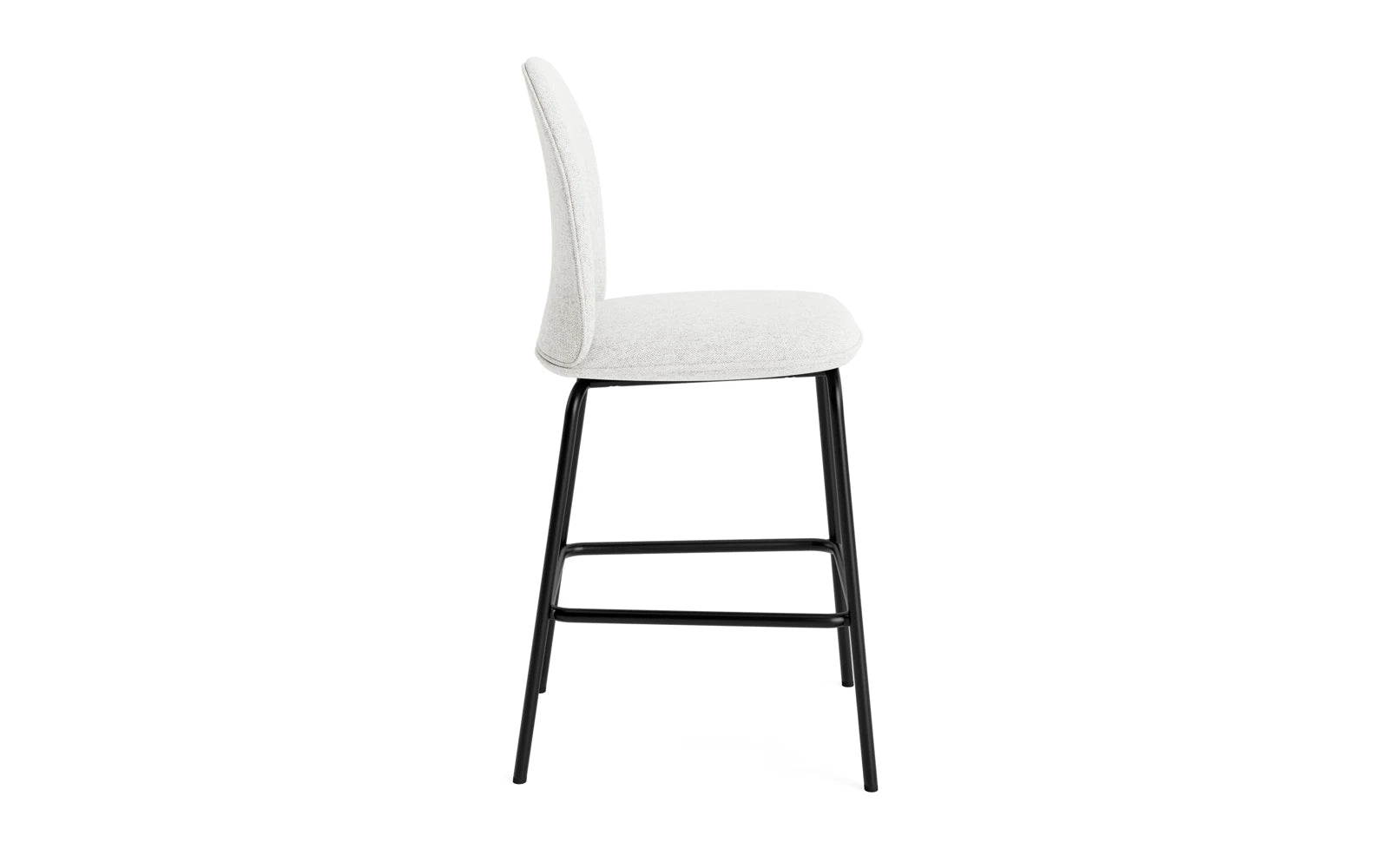 Ace Barstuhl 65 cm gepolstert, Schwarz Stahl, Hallingdal in Hallingdal 110 präsentiert im Onlineshop von KAQTU Design AG. Barstuhl ist von Normann Copenhagen