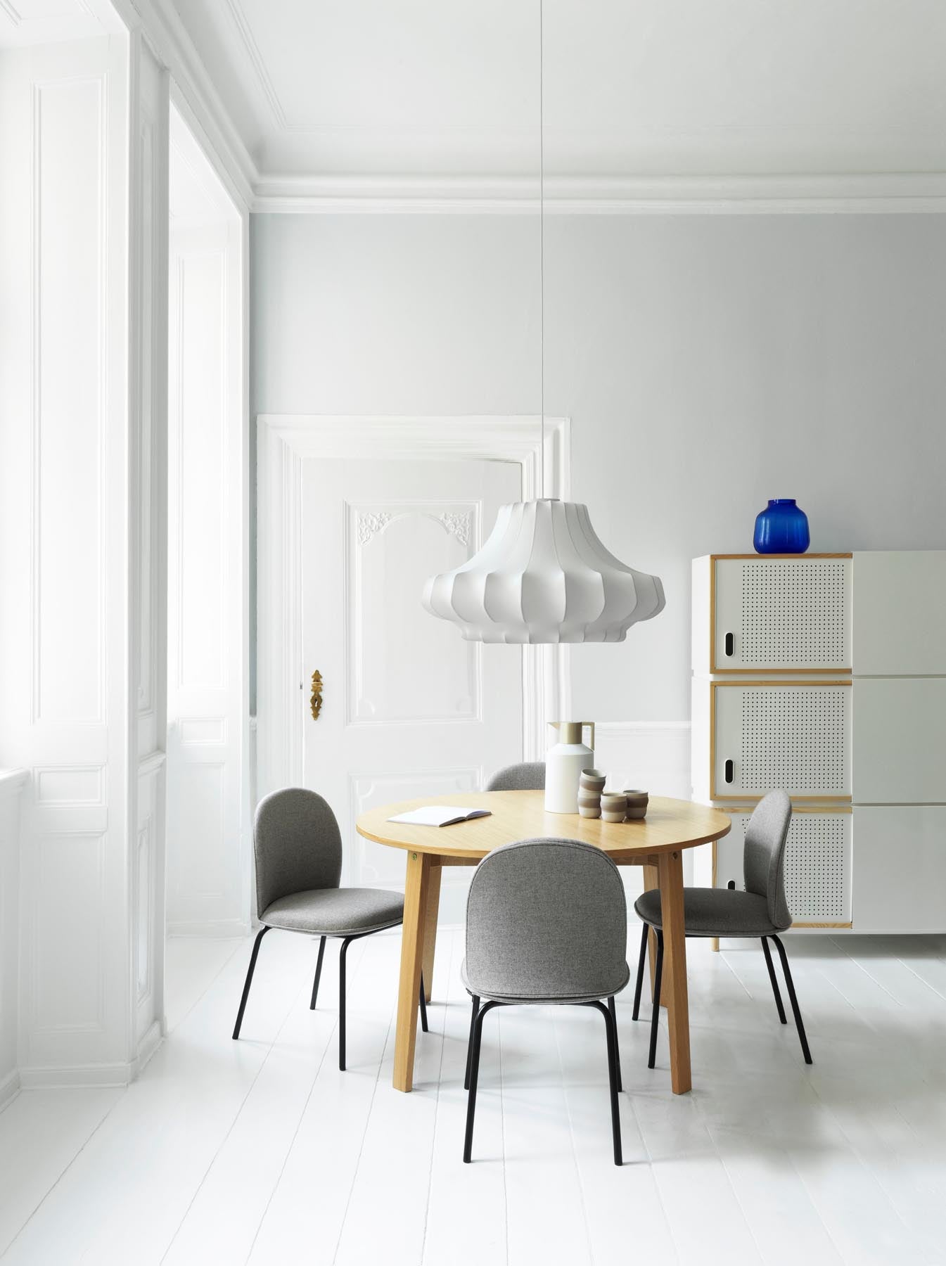 Ace Stuhl gepolstert, Schwarz Stahl, Hallingdal in Hallingdal 110 präsentiert im Onlineshop von KAQTU Design AG. Stuhl ist von Normann Copenhagen