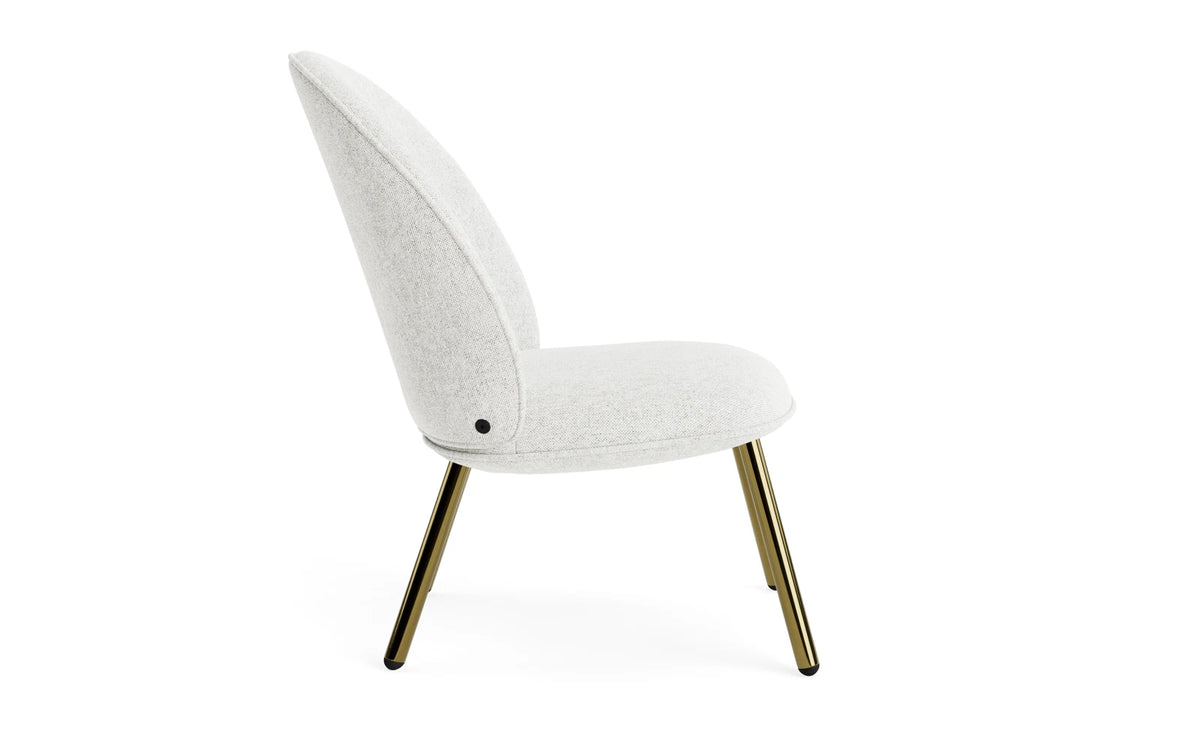 Ace Lounge-Sessel Messing Hallingdal in Hallingdal 110 präsentiert im Onlineshop von KAQTU Design AG. Sessel ist von Normann Copenhagen