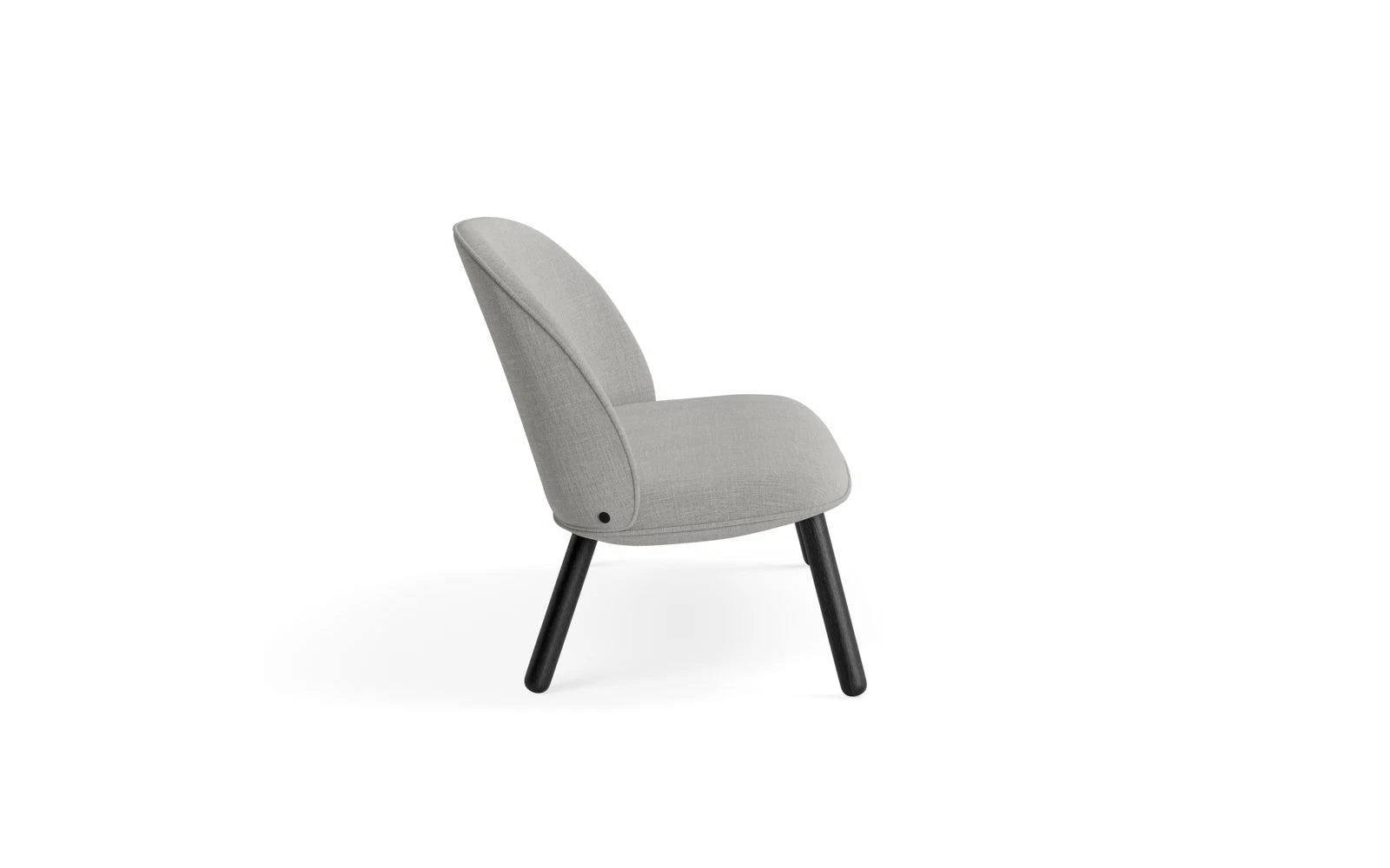 Ace Sofa schwarze Eiche Remix in Remix 133 präsentiert im Onlineshop von KAQTU Design AG. 2er Sofa ist von Normann Copenhagen