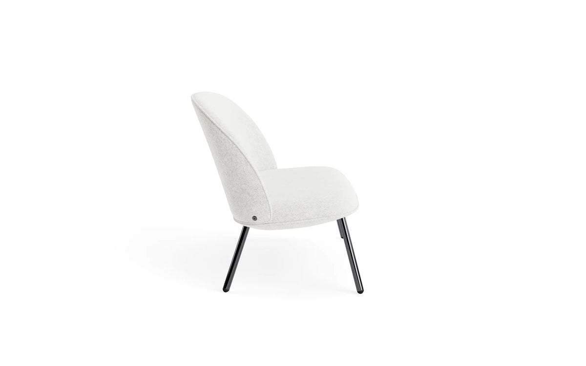 Ace Sofa schwarzes Metallic Stahl Hallingdal in Hallingdal 110 präsentiert im Onlineshop von KAQTU Design AG. 2er Sofa ist von Normann Copenhagen