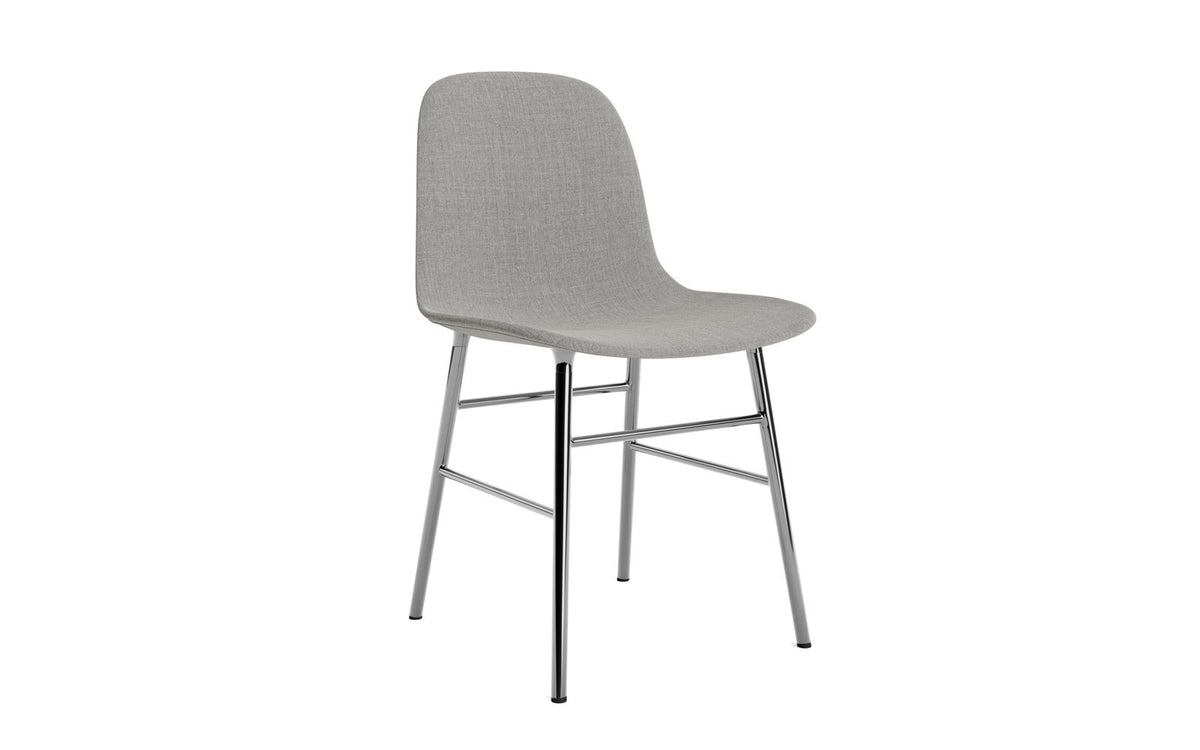 Form Stuhl gepolstert chrome Remix in Remix 133 präsentiert im Onlineshop von KAQTU Design AG. Stuhl ist von Normann Copenhagen