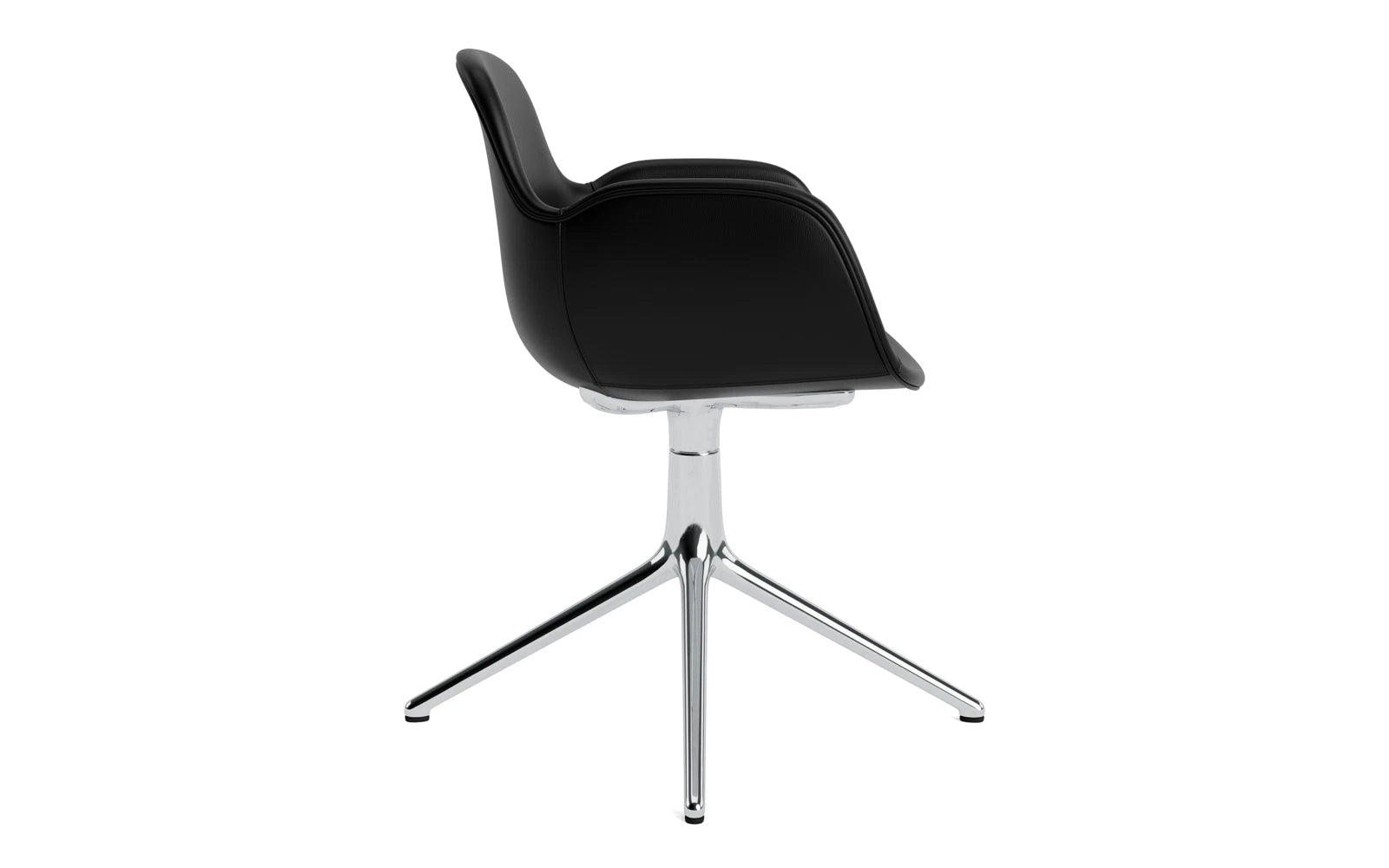 Form Dreharmlehnstuhl von Normann Copenhagen, modern und bequem.