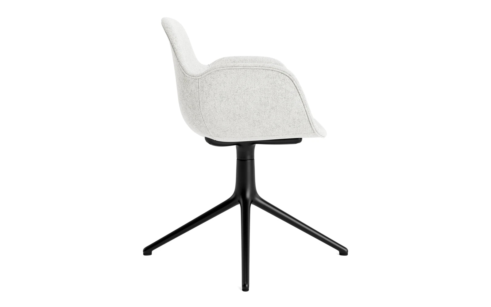 Form Drehsessel 4L schwarzes Aluminium Vollpolster Hallingdal in Hallingdal 110 präsentiert im Onlineshop von KAQTU Design AG. Sessel ist von Normann Copenhagen