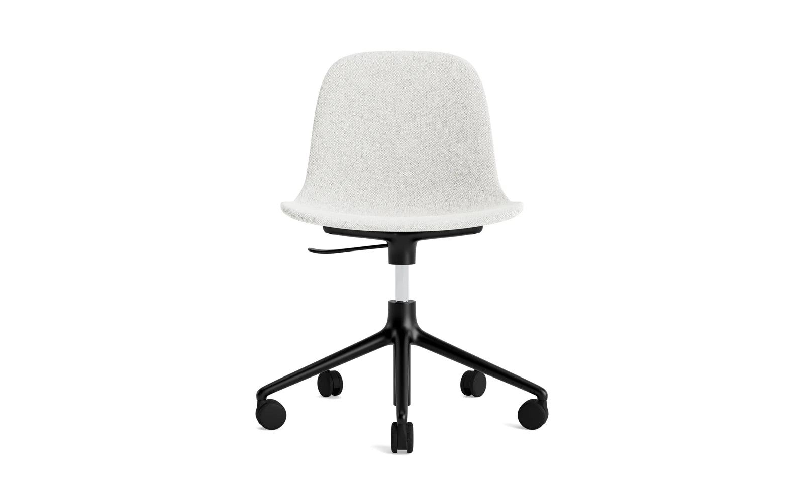 Form Drehsessel mit 5 Rollen Vollpolster schwarzes Aluminium Hallingdal in Hallingdal 110 präsentiert im Onlineshop von KAQTU Design AG. Sessel ist von Normann Copenhagen