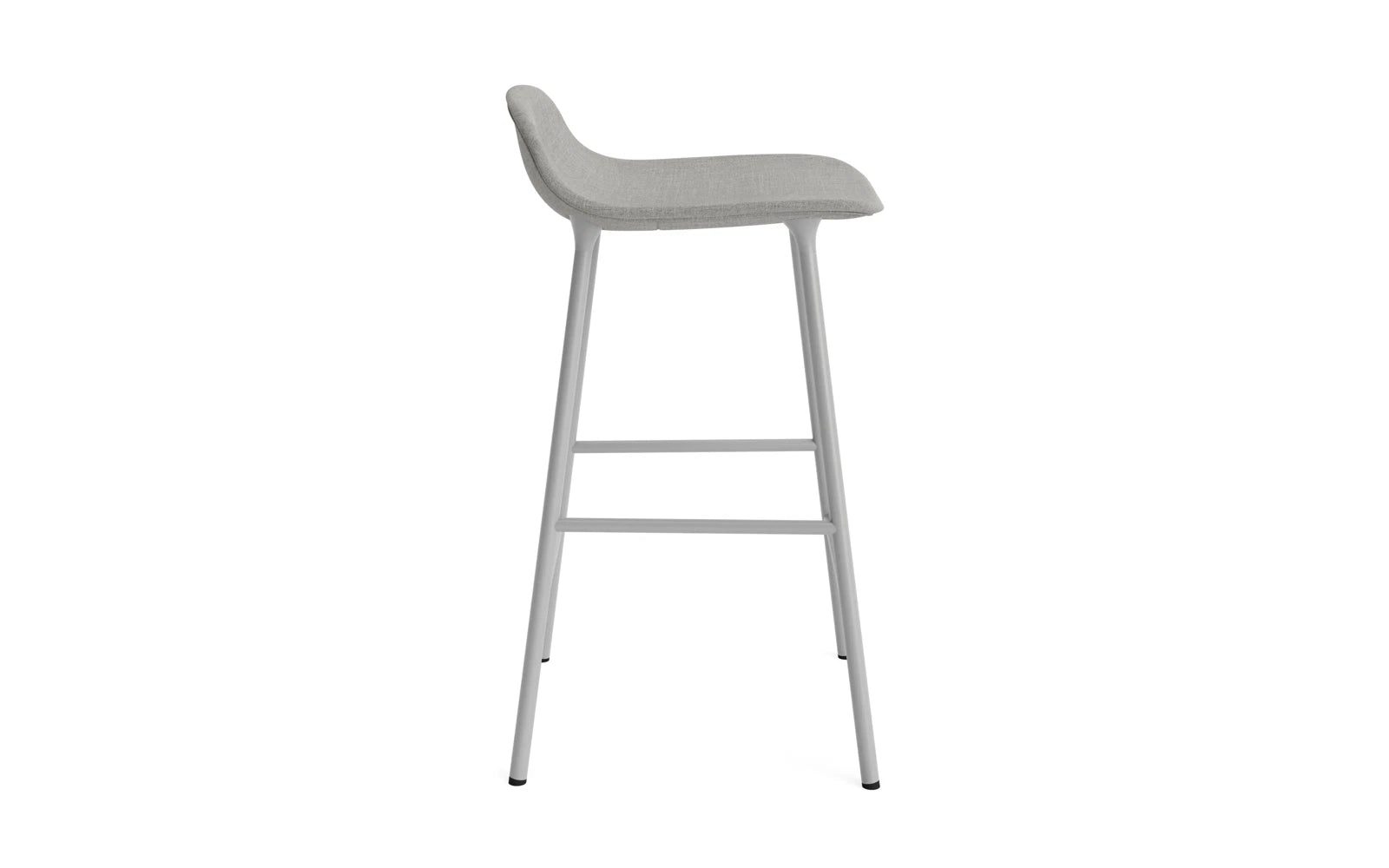 Form Barstuhl 65 cm gepolstert grau Stahl Remix in Remix 133 präsentiert im Onlineshop von KAQTU Design AG. Barstuhl ist von Normann Copenhagen