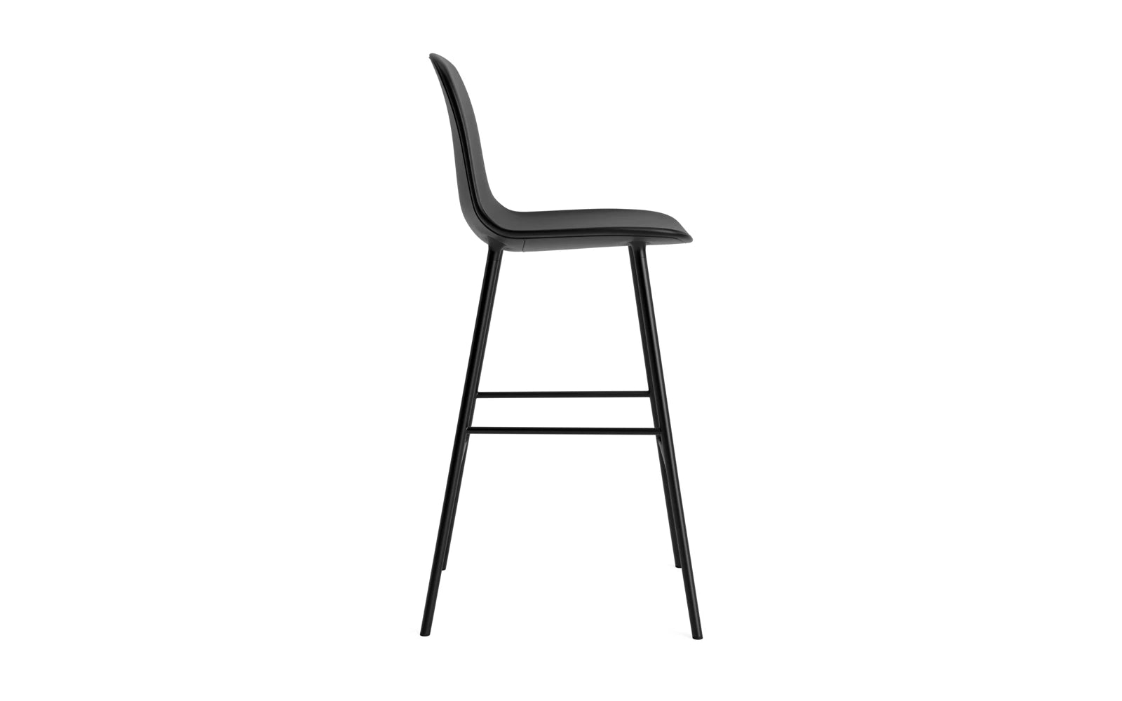 Form Barstuhl 75 cm gepolstert schwarzes Stahl/Ultra leder in Ultra 41599 präsentiert im Onlineshop von KAQTU Design AG. Barstuhl ist von Normann Copenhagen
