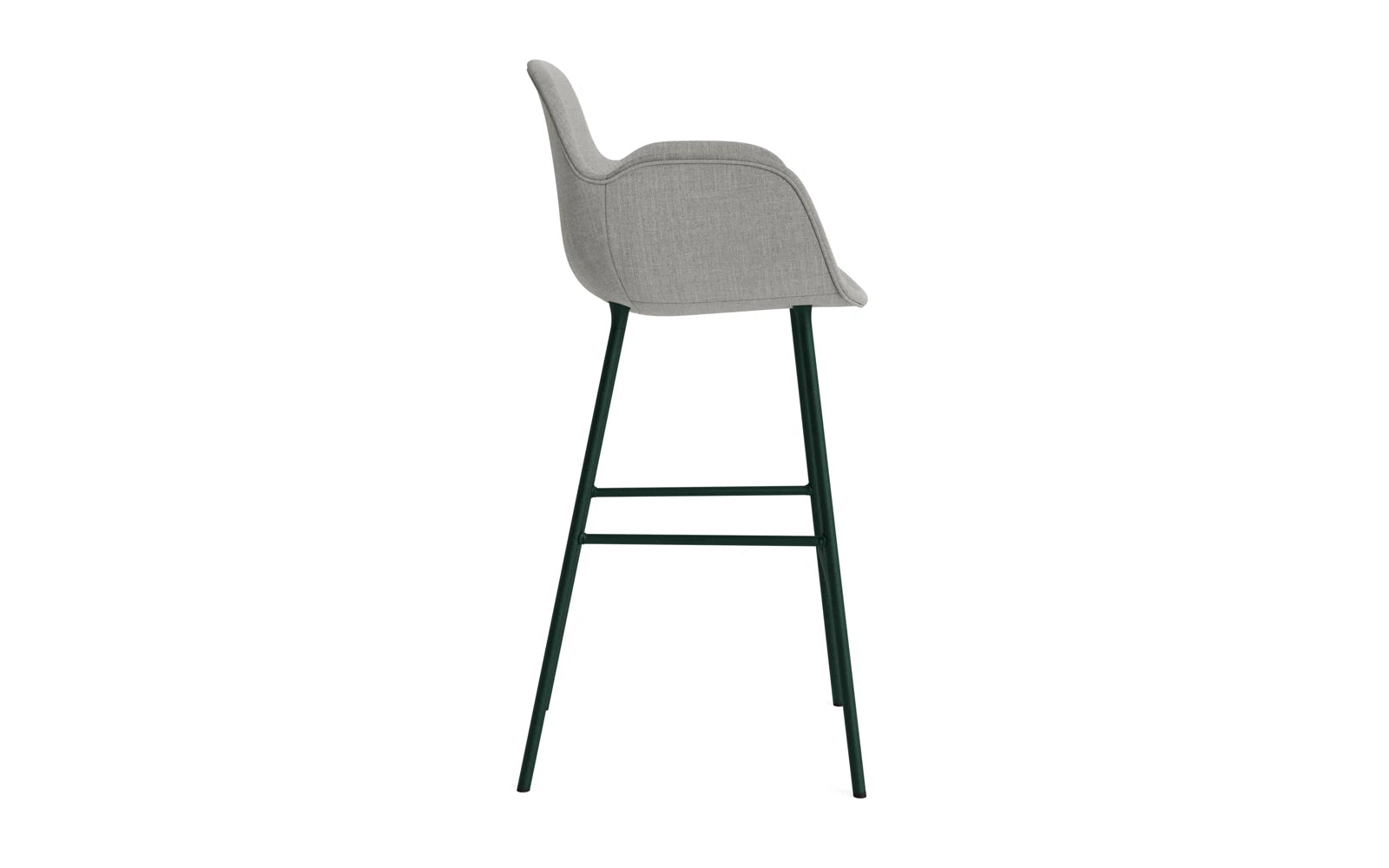 Form Barstuhl mit Armlehne 75 cm gepolstert Grün Stahl/Remix in Remix 133 präsentiert im Onlineshop von KAQTU Design AG. Barstuhl ist von Normann Copenhagen