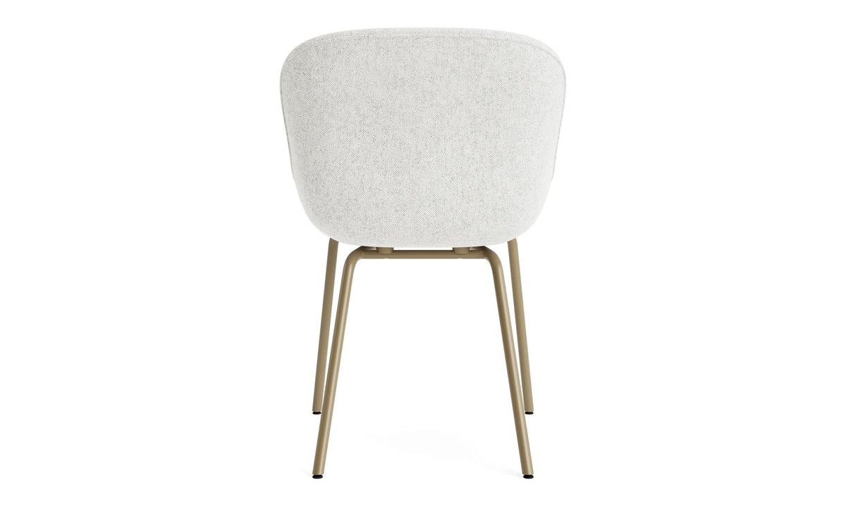Hyg Comfort Stuhl Vollpolster Sand stahl Hallingdal in Hallingdal 110 präsentiert im Onlineshop von KAQTU Design AG. Stuhl ist von Normann Copenhagen