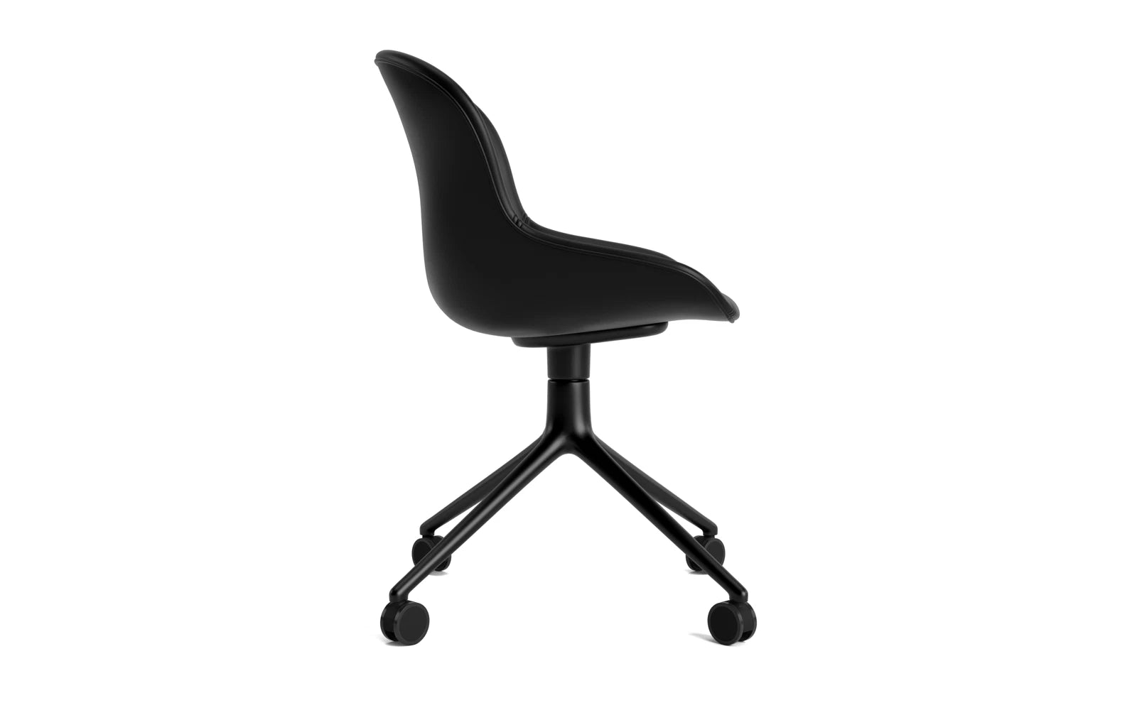 Hyg Drehstuhl 4W vollpolster schwarzes Aluminium Ultra Leder in Ultra 41599 präsentiert im Onlineshop von KAQTU Design AG. Drehstuhl ist von Normann Copenhagen