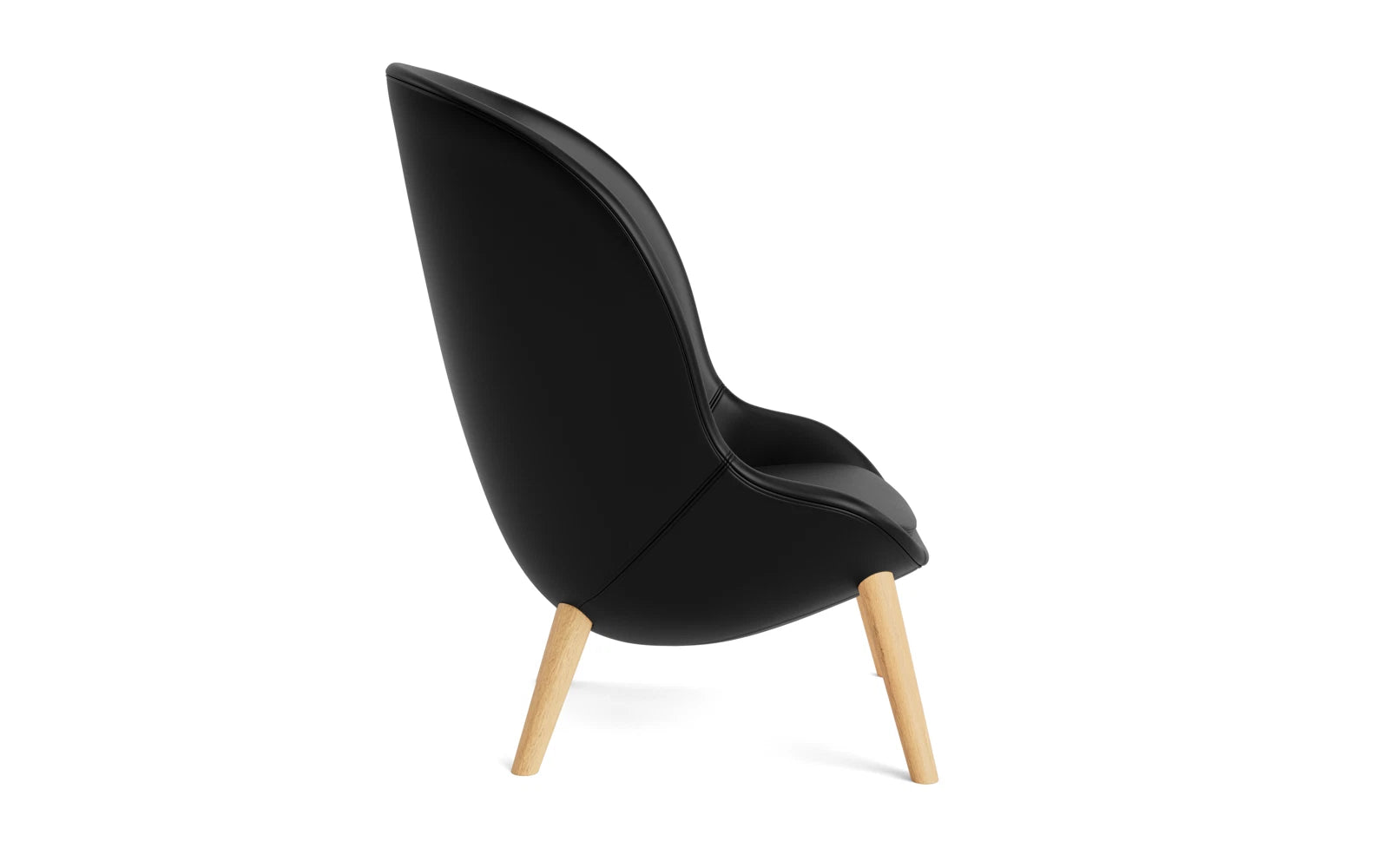Der Hyg Lounge Sessel von Normann Copenhagen vereint dänische Hygge mit Komfort und Stil. Wählen Sie aus vielfältigen Stoff- und Lederoptionen.