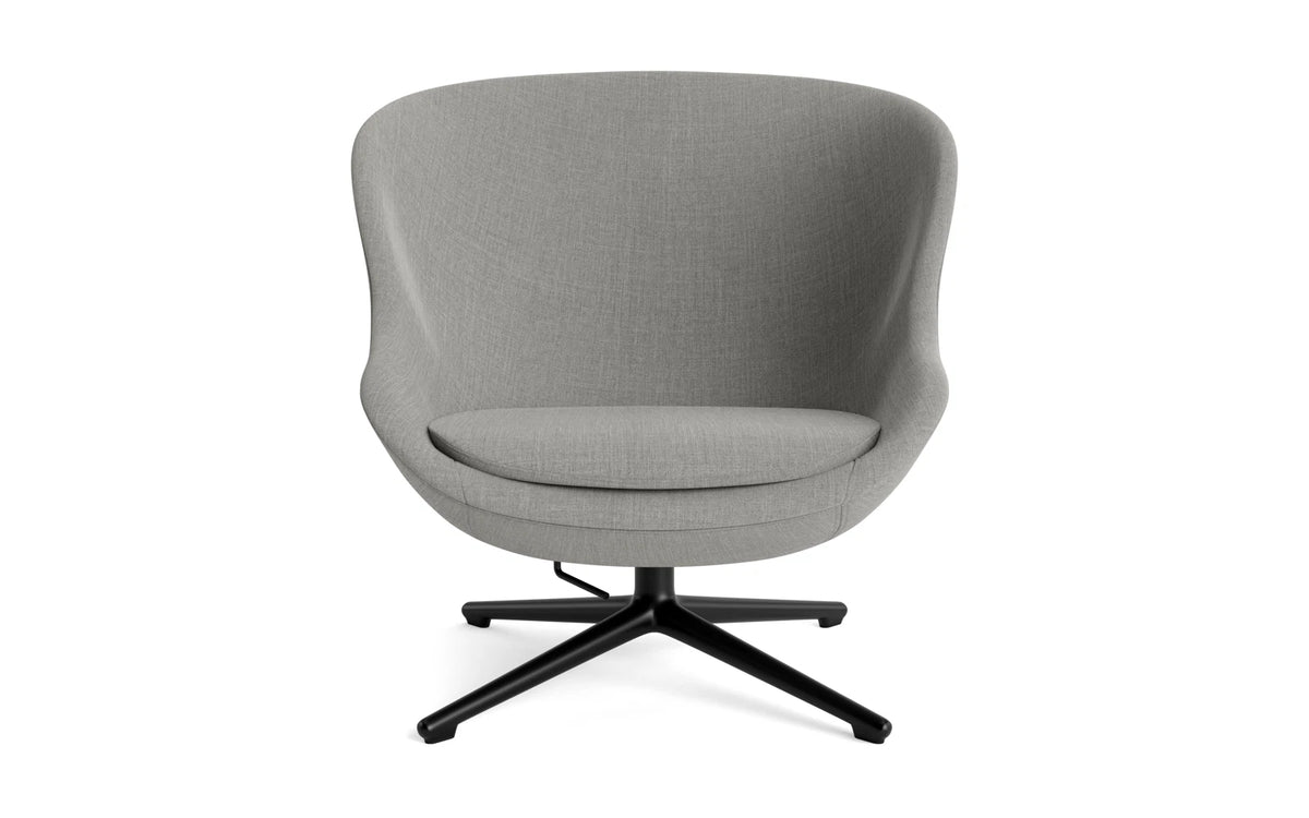 Hyg Lounge-Sessel Niedrig mit Drehgestell schwarzes Aluminium Tilt Remix in Remix 133 präsentiert im Onlineshop von KAQTU Design AG. Drehsessel ist von Normann Copenhagen
