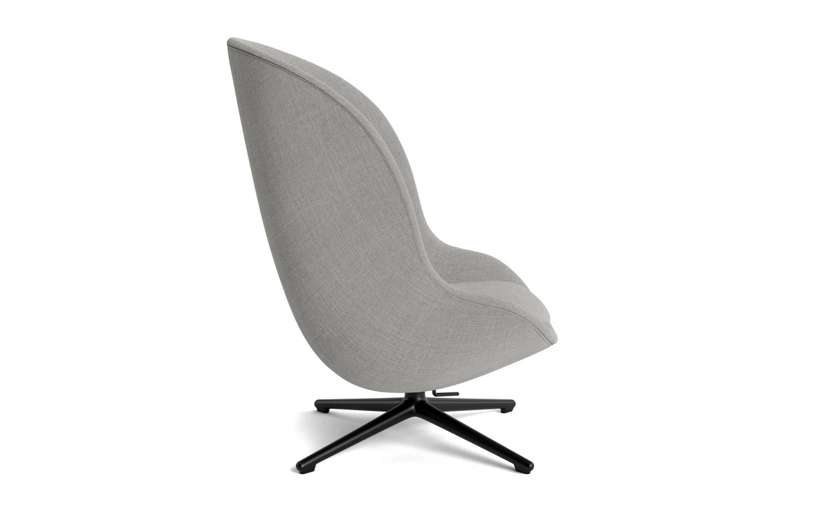 Hyg Lounge-Sessel Hoch mit Drehgestell schwarzes Aluminium Tilt Remix in Remix 133 präsentiert im Onlineshop von KAQTU Design AG. Drehsessel ist von Normann Copenhagen
