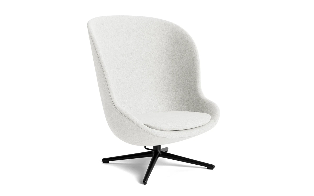 Hyg Lounge-Sessel Hoch mit Drehgestell schwarzes Aluminium Tilt Hallingdal in Hallingdal 110 präsentiert im Onlineshop von KAQTU Design AG. Drehsessel ist von Normann Copenhagen