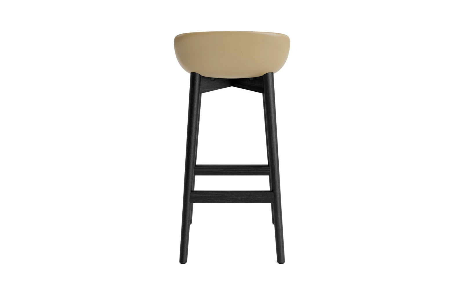 Erleben Sie den Hyg Barhocker 75 cm von Normann Copenhagen – ein eleganter Barhocker mit schwarzem Eichenrahmen und bequemer Sand-Polsterung, perfekt für stilvolle Wohnräume.
