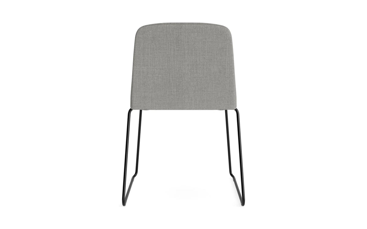 Just Stuhl gepolstert, schwarzer stahl/ Synergy in Remix 133 präsentiert im Onlineshop von KAQTU Design AG. Stuhl ist von Normann Copenhagen