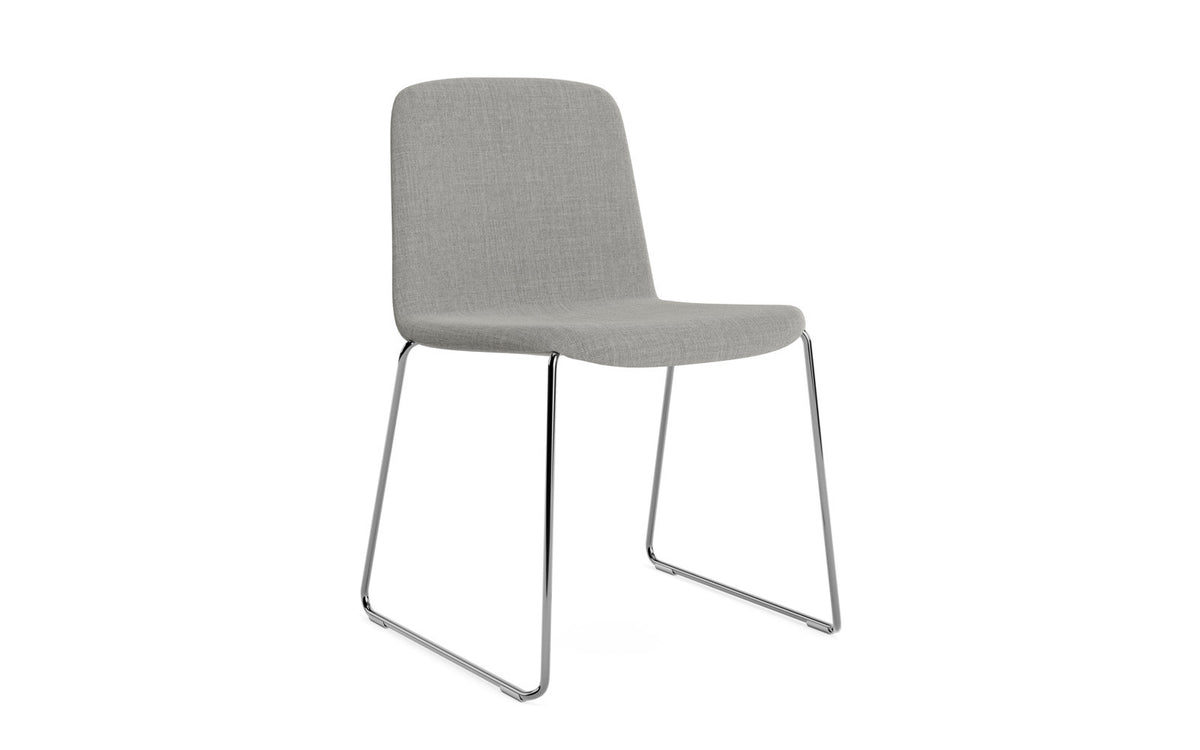 Just Stuhl Remix/ Chrom in Remix 133 präsentiert im Onlineshop von KAQTU Design AG. Stuhl ist von Normann Copenhagen