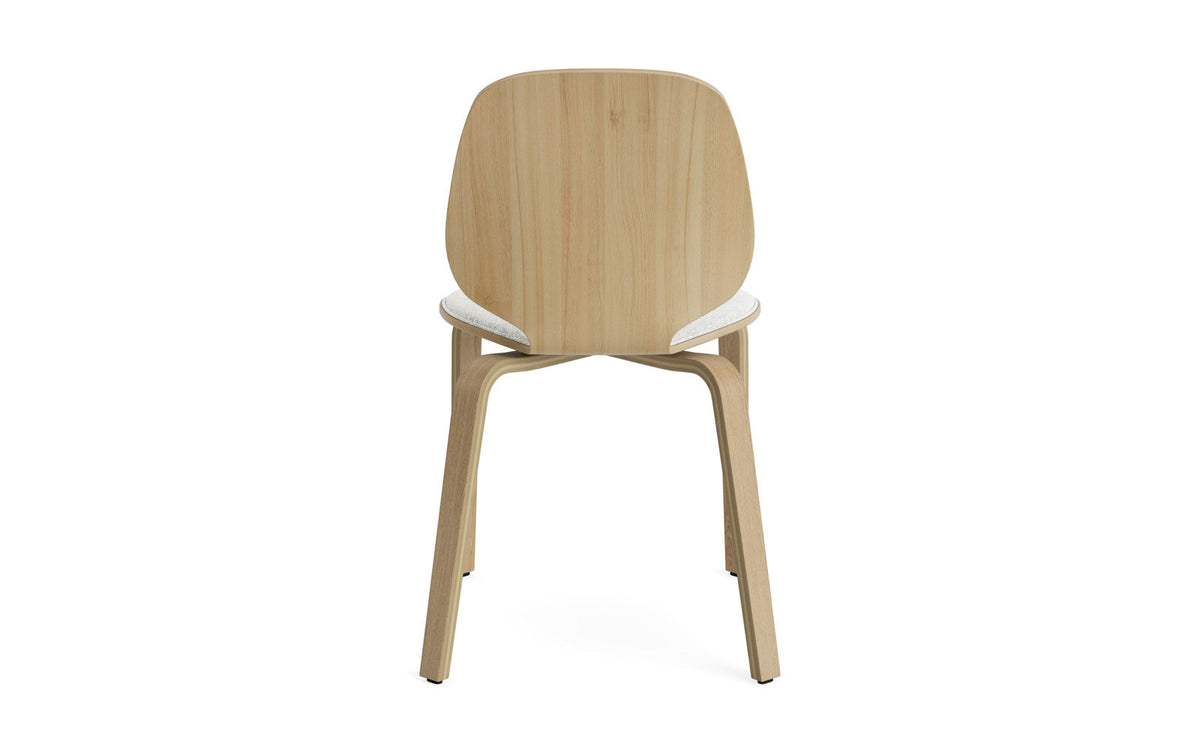 My Chair Frontpolster Eiche in Hallingdal 110 präsentiert im Onlineshop von KAQTU Design AG. Stuhl ist von Normann Copenhagen