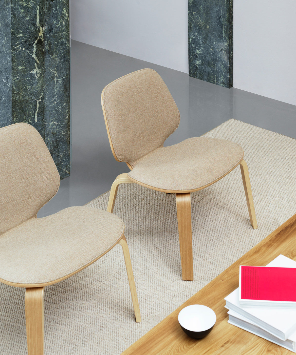 My Chair Frontpolster Krom & Eiche in Hallingdal 110 präsentiert im Onlineshop von KAQTU Design AG. Stuhl ist von Normann Copenhagen