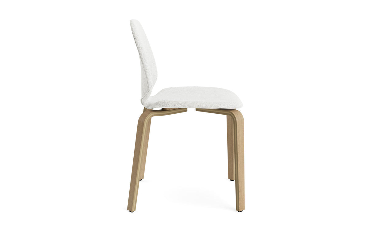 My Chair gepolstert Eiche in Hallingdal 110 präsentiert im Onlineshop von KAQTU Design AG. Stuhl ist von Normann Copenhagen