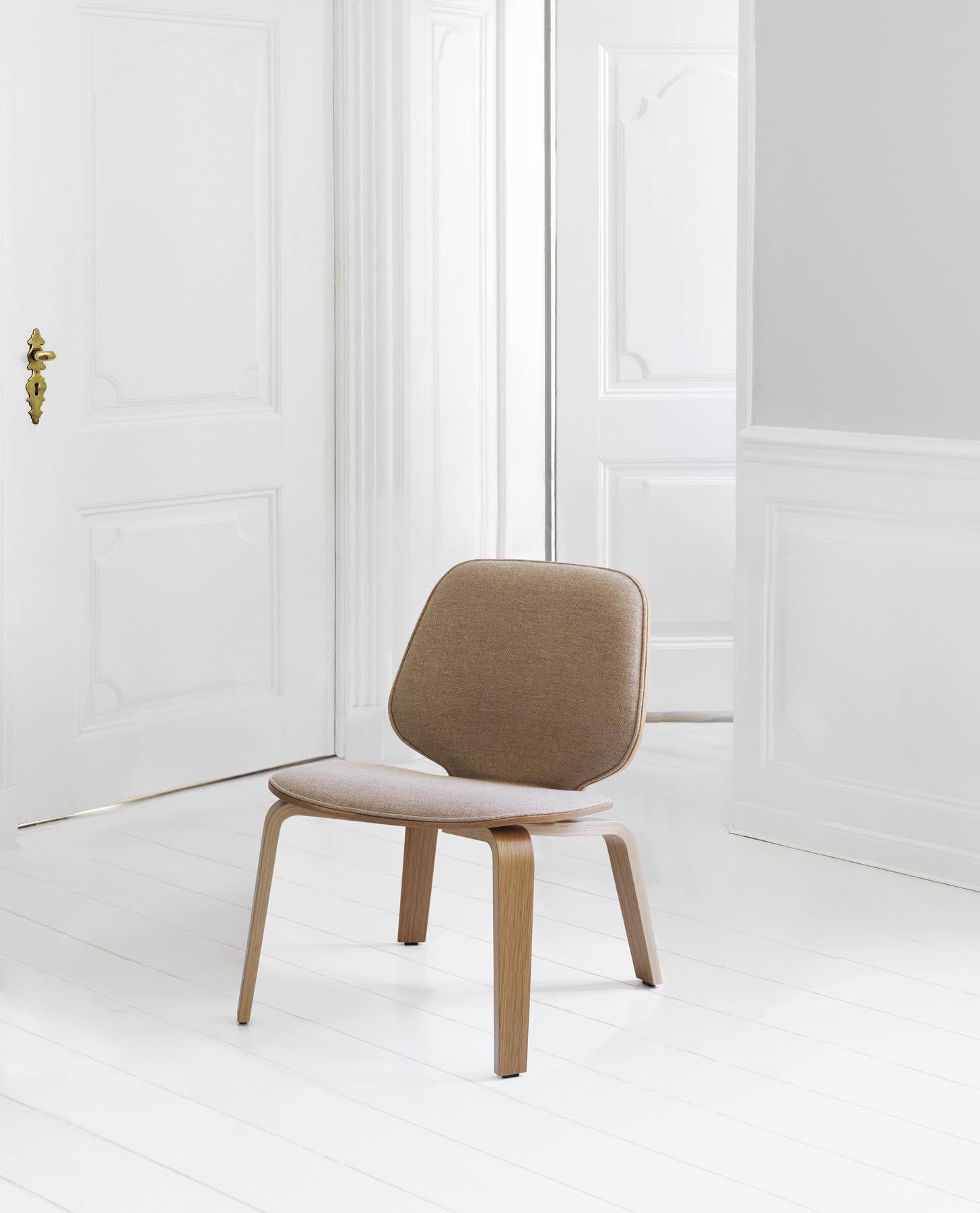 My Chair Lounge-Sessel Frontpolster Eiche/Hallingdal in Hallingdal 110 präsentiert im Onlineshop von KAQTU Design AG. Sessel ist von Normann Copenhagen