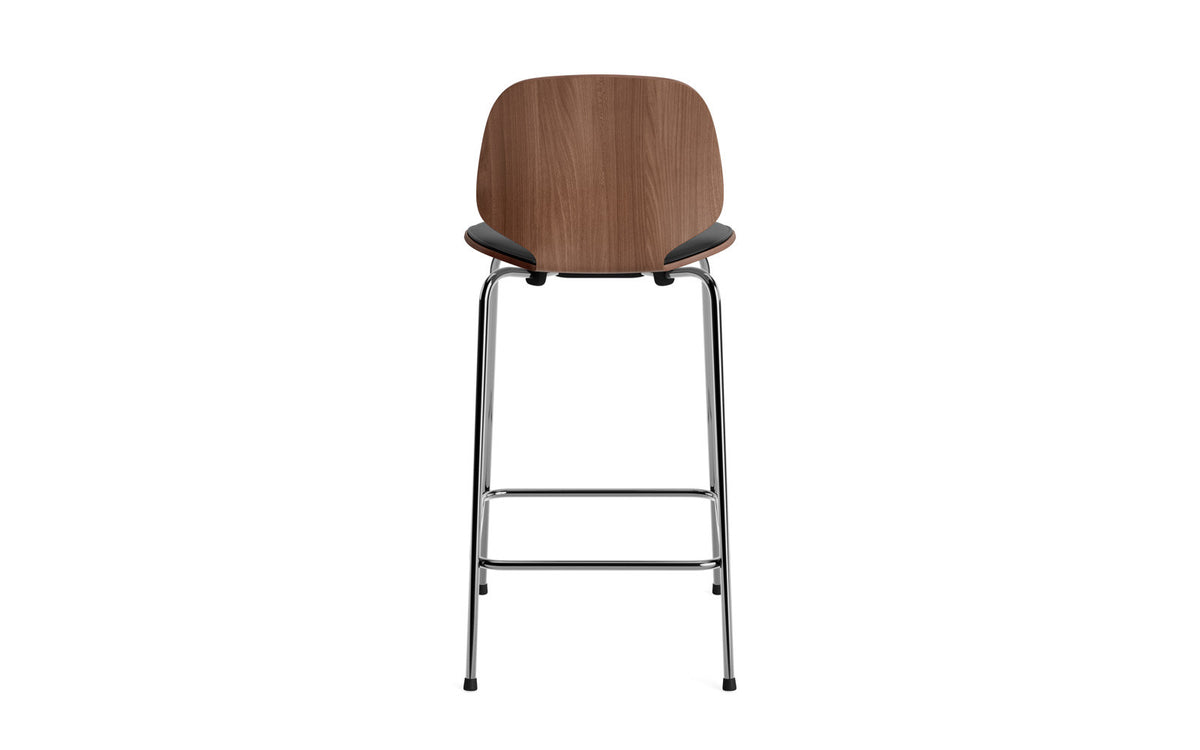 My Chair Barhocker 65 cm Frontpolster Krom Walnuss in Ultra 41599 präsentiert im Onlineshop von KAQTU Design AG. Barstuhl ist von Normann Copenhagen