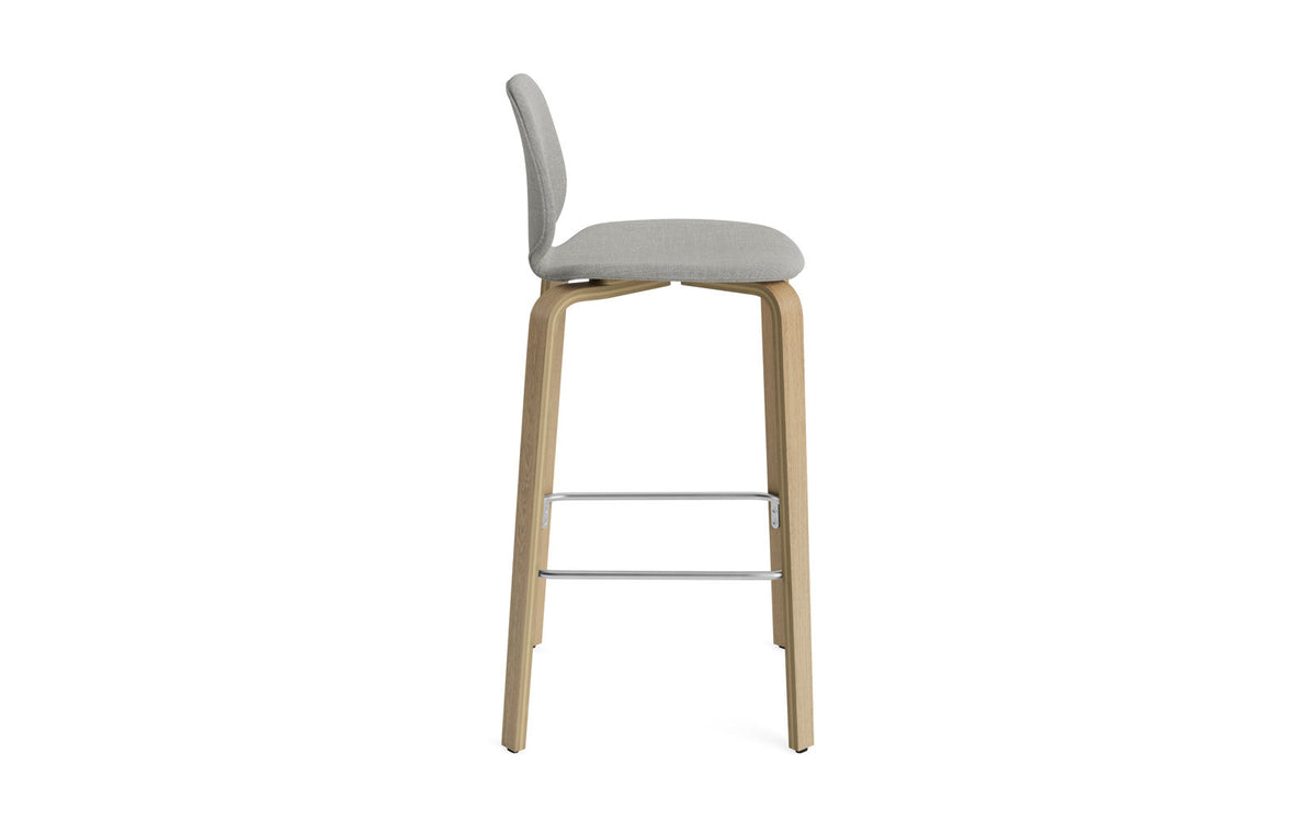 My Chair Barhocker 75 cm vollpolster holz in Remix 133 präsentiert im Onlineshop von KAQTU Design AG. Barstuhl ist von Normann Copenhagen